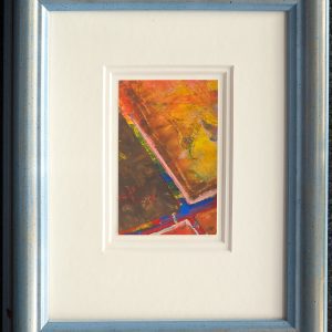 Jørgen Holen oljemaleri på papir med abstrakt komposisjon i rødt, blått, gult og brunt, innrammet i lys blå ramme, signert JH nede til høyre.